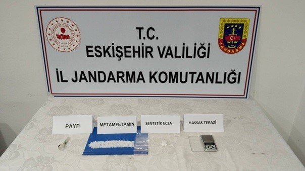 Uyuşturucu Madde Getiren Şahsı Jandarma Yakaladı