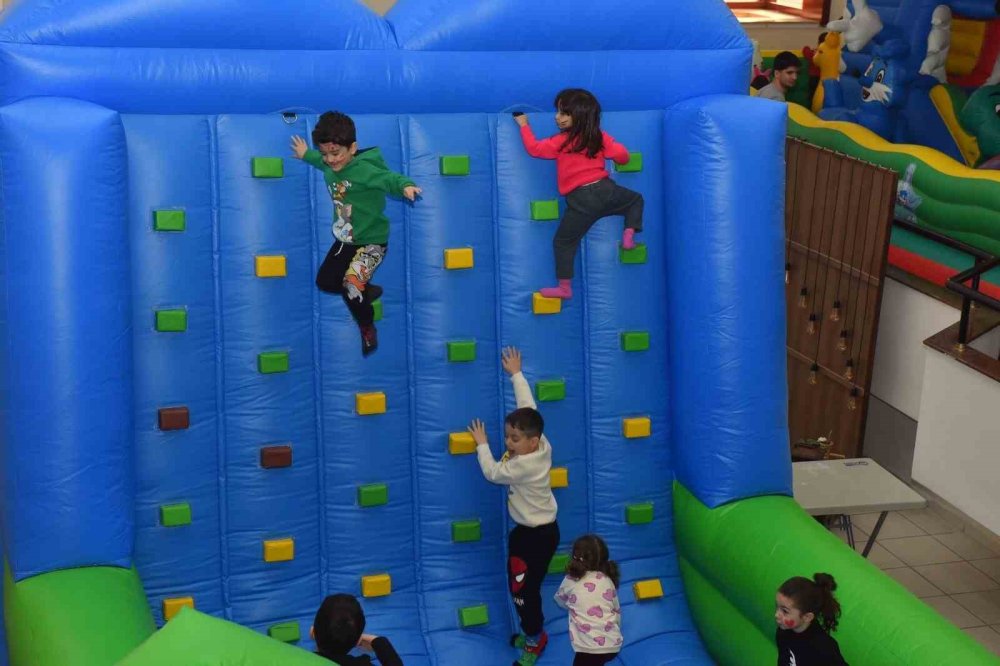 Tatil ’eğlenceli’ Başladı