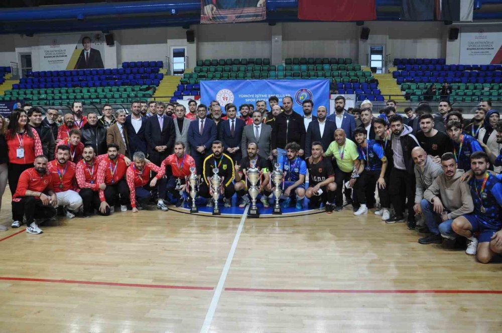 İşitme Engelliler Erkekler Futsal Türkiye Şampiyonası Sona Erdi