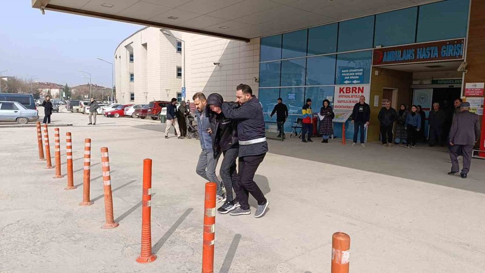 Genci Alıkoyarak Annesinden Para İsteyen 3 Şüpheli Yakalandı