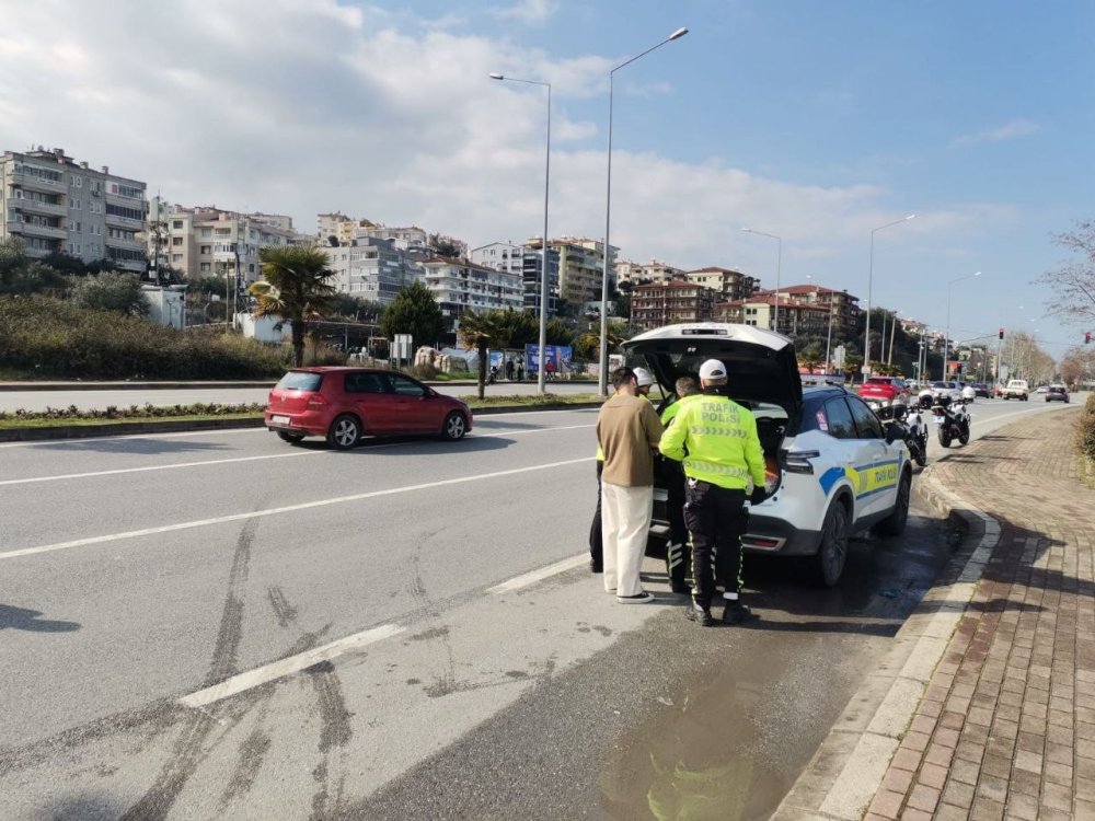 Hızlı Sürücüler Cezadan Kaçamadı