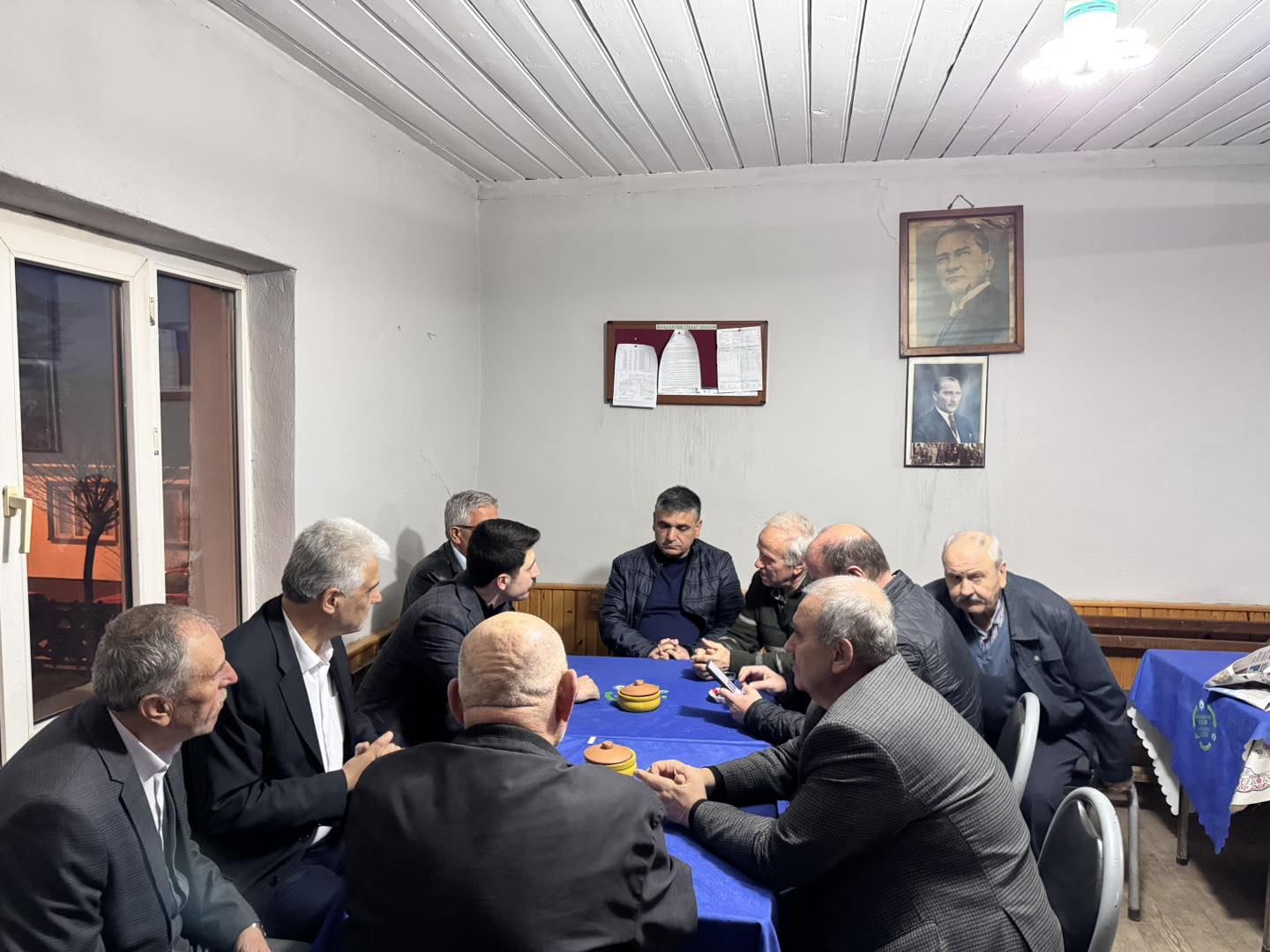 kaymakam-kahraman-kinik-koyunde-duzenlenen-iftar-programina-katildi-1.jpg