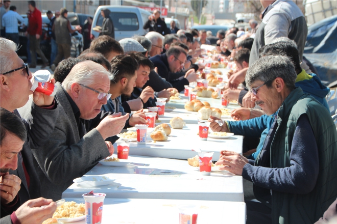 metin-oto-elektrik-yedek-parca-acildi4.jpg